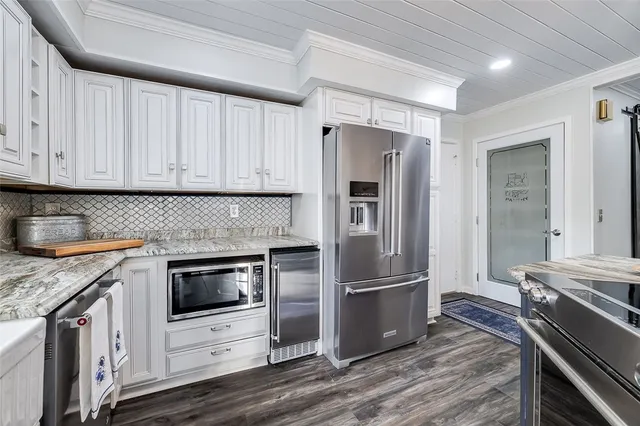 $1,190,000 | 2251 Sutherland Bluff Drive Northeast, Townsend, GA 31331