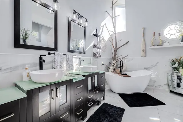 $1,190,000 | 2251 Sutherland Bluff Drive Northeast, Townsend, GA 31331