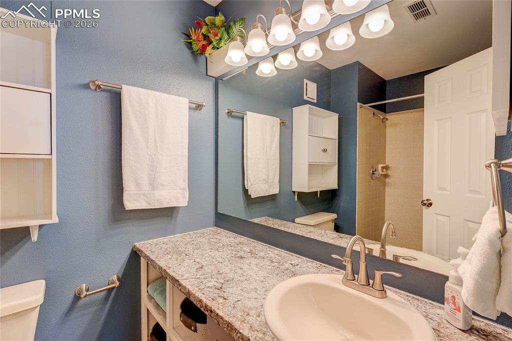 918 Tenderfoot Hill Road, Unit 201 Colorado Springs, CO 80906 - Photo 19 of 30