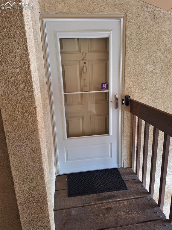 918 Tenderfoot Hill Road, Unit 201 Colorado Springs, CO 80906 - Photo 3 of 30