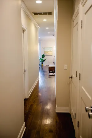 $5,000 | 843 West Fletcher Street, Unit 2W, Chicago, IL 60657