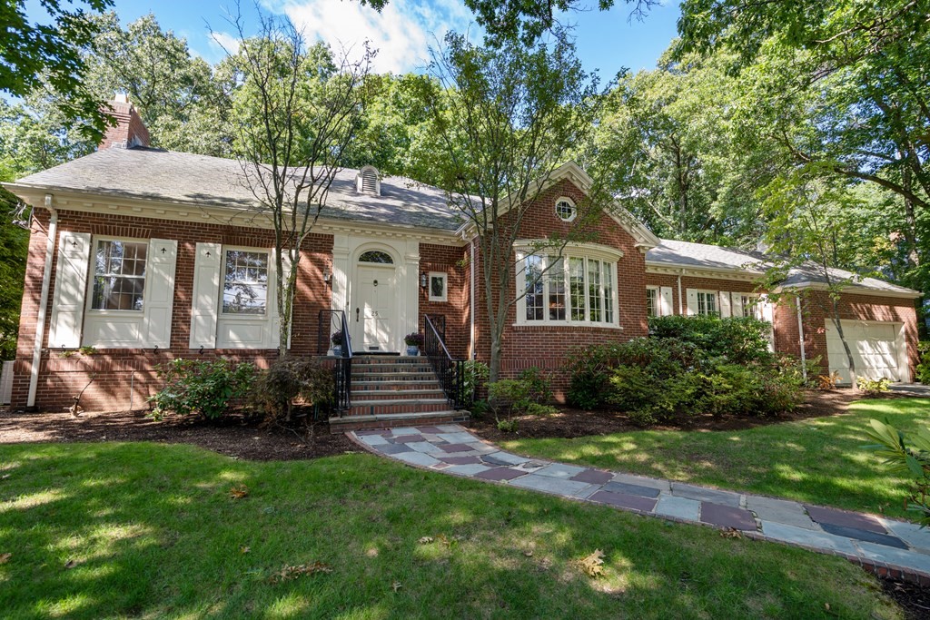 25 Aston Road, Chestnut Hill, MA 02467 Compass