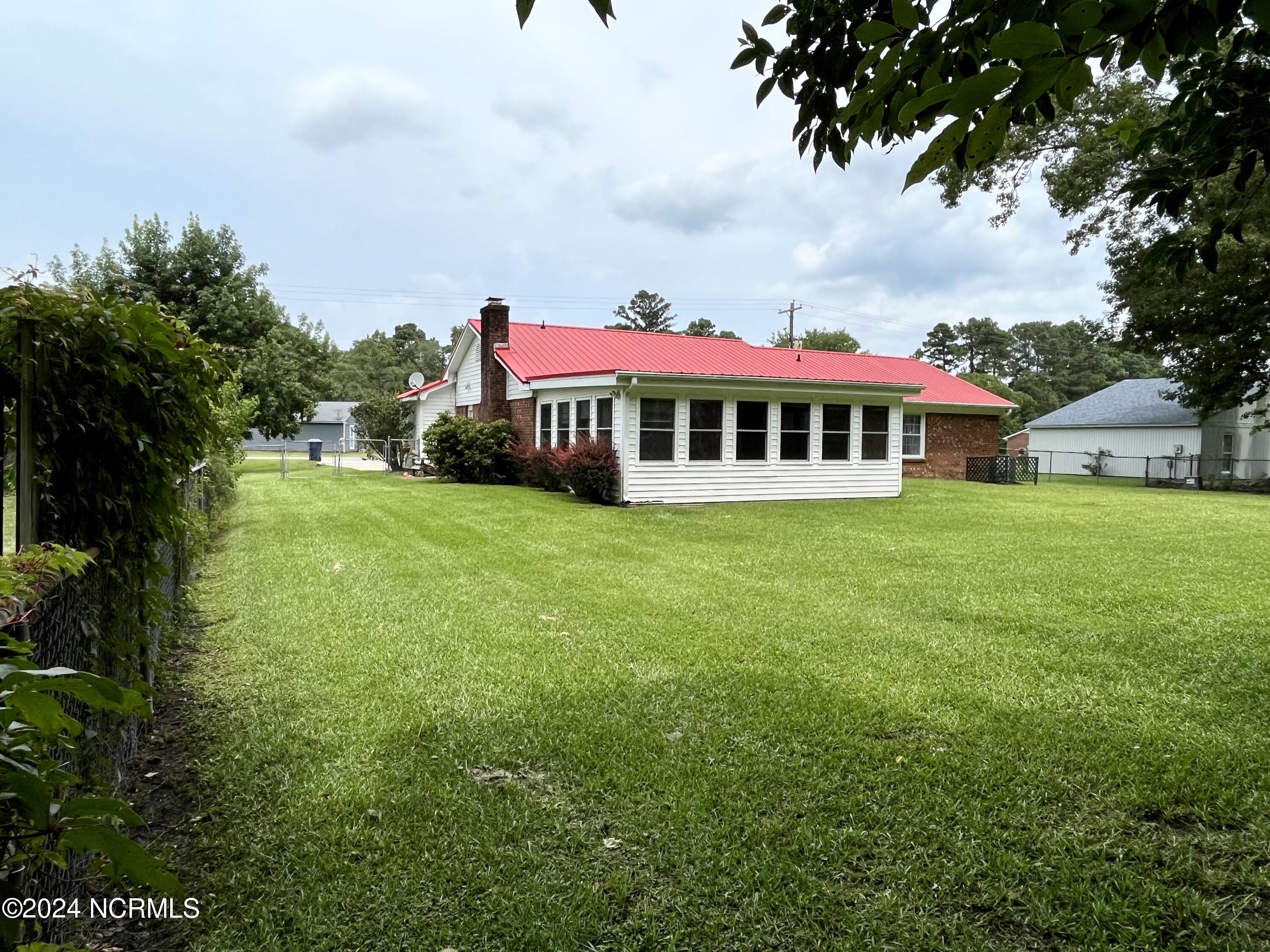 106 Shipman Road Havelock, NC 28532 - Photo 29 of 30 Backyard 2