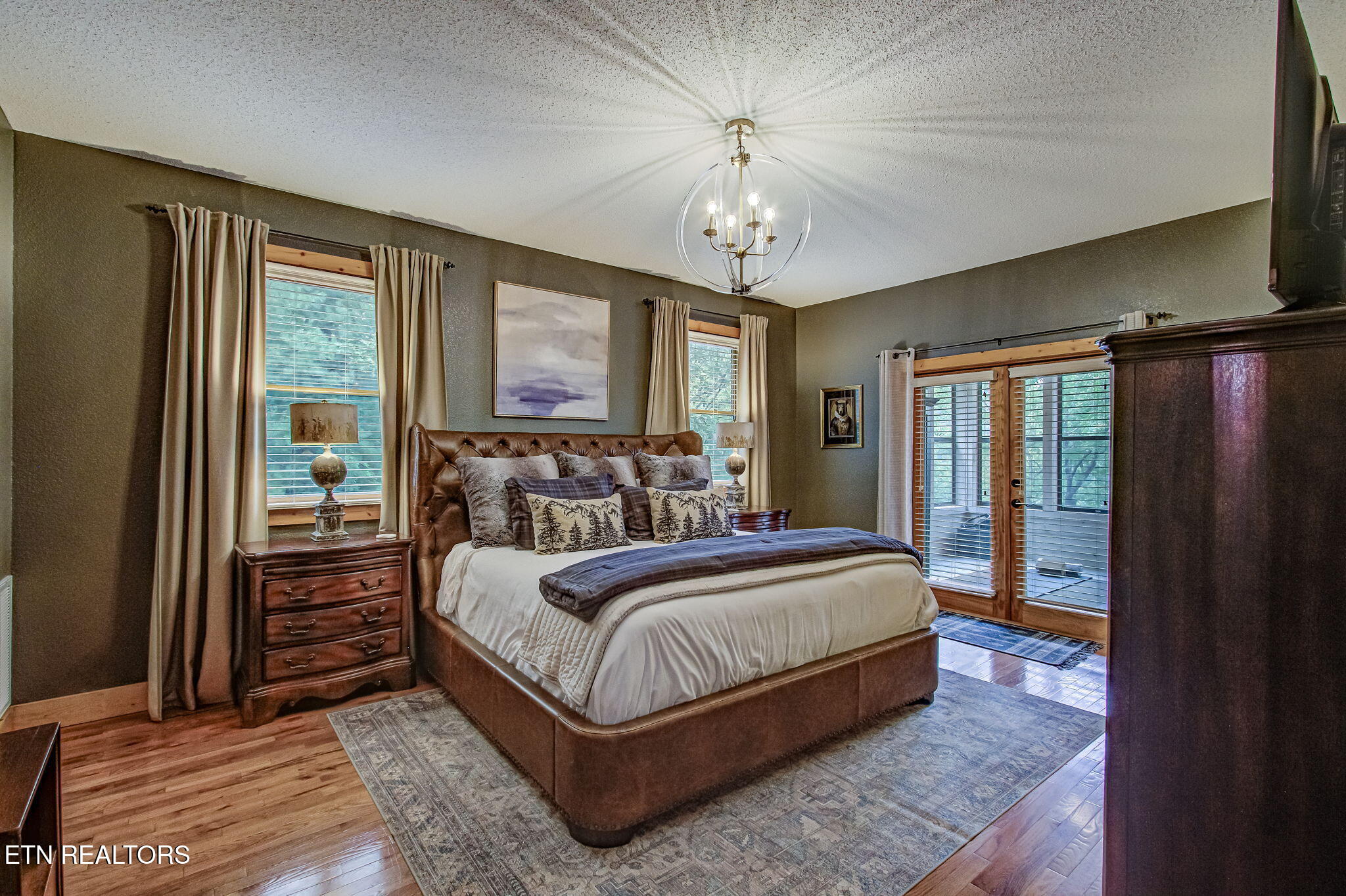 3148 Rocking Chair Lane Sevierville, TN 37862 - Photo 27 of 60 Owner's Suite