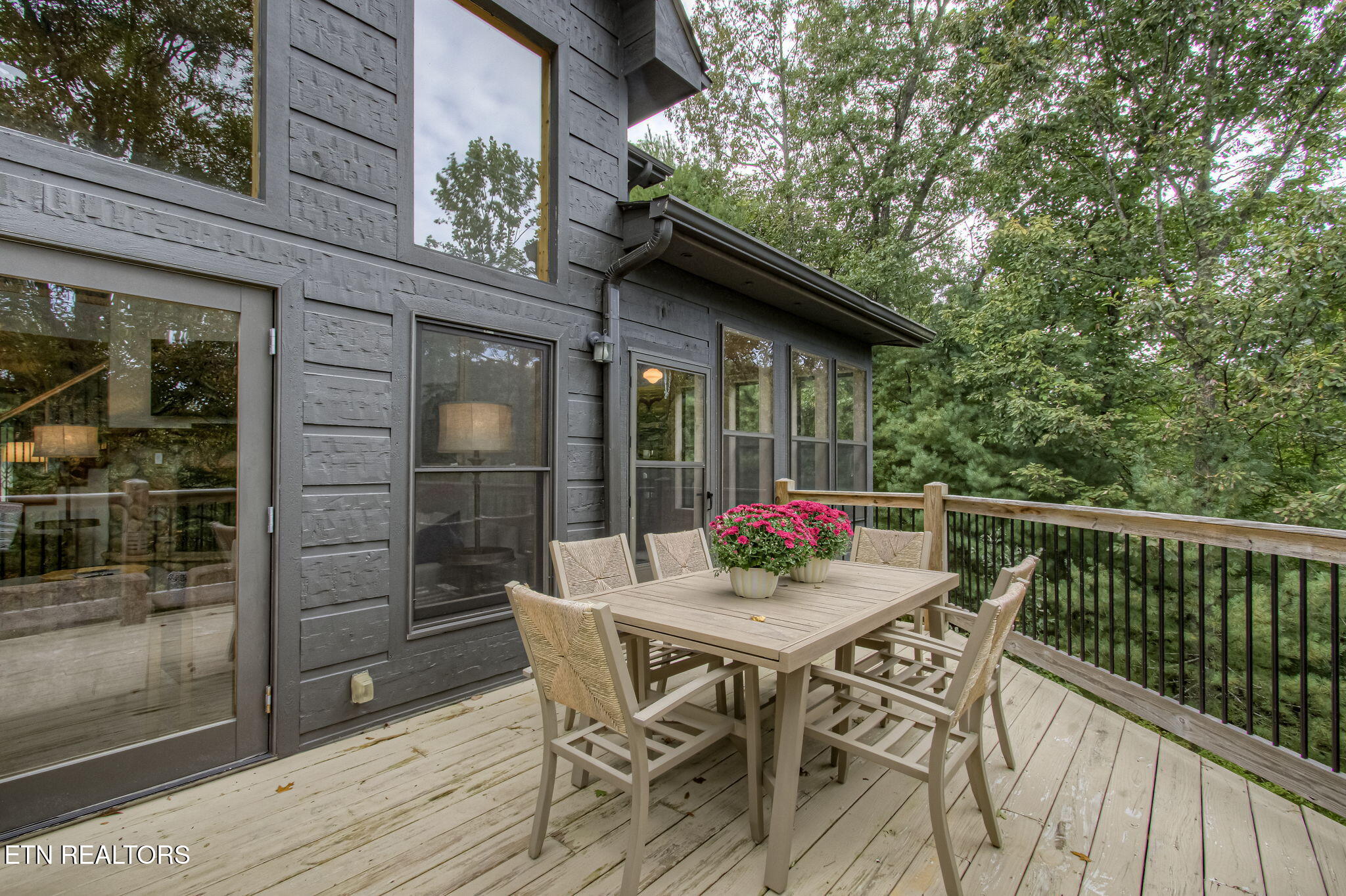 3148 Rocking Chair Lane Sevierville, TN 37862 - Photo 50 of 60 Upper Deck