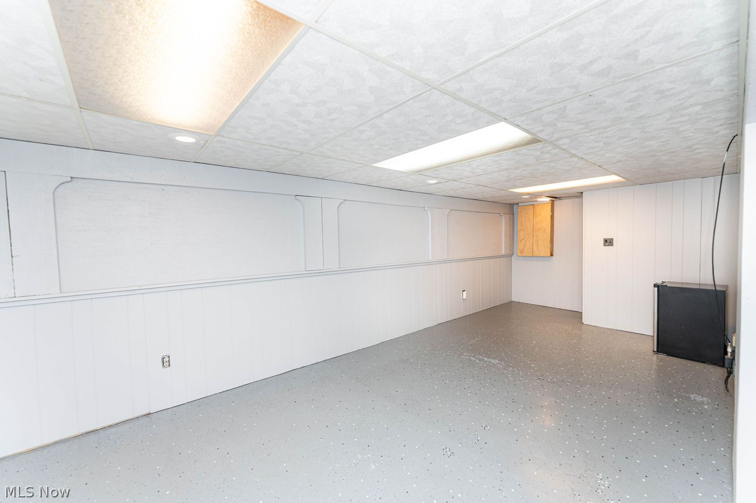 916 Center Road Eastlake, OH 44095 - Photo 26 of 39 Super-sized recreation room with epoxy floor finish