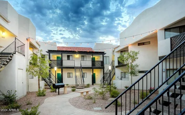 $1,608 | 1820 East Bell De Mar Drive, Unit B8, Tempe, AZ 85283