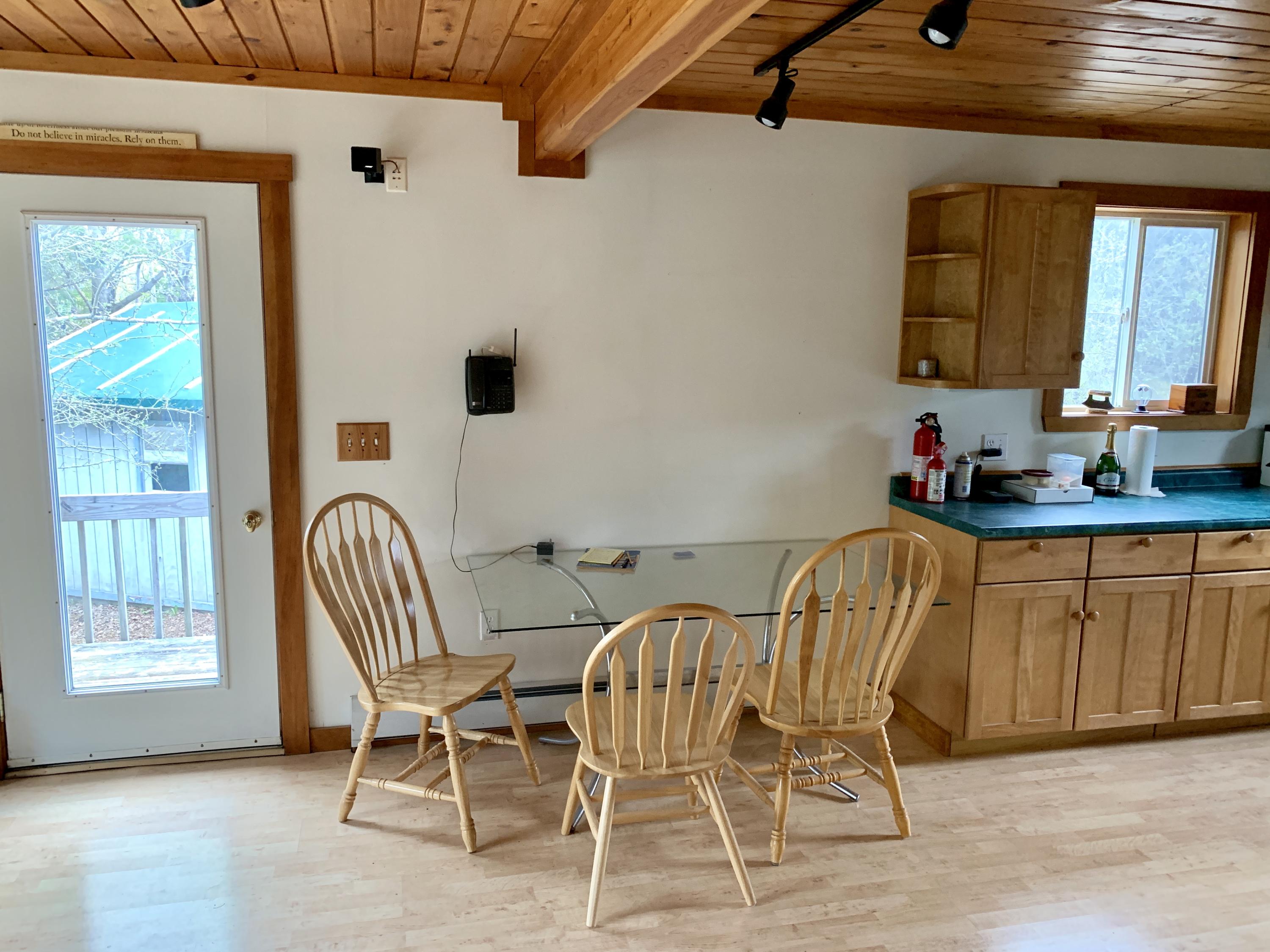 43 Leach Point Road Perry, ME 04667 - Photo 9 of 29 43 Leach Point Road Perry dining area
