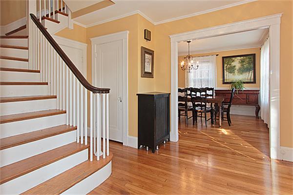 29 Preble Gardens Road Belmont, MA 02478 - Photo 3 of 22 Gallery Image 3