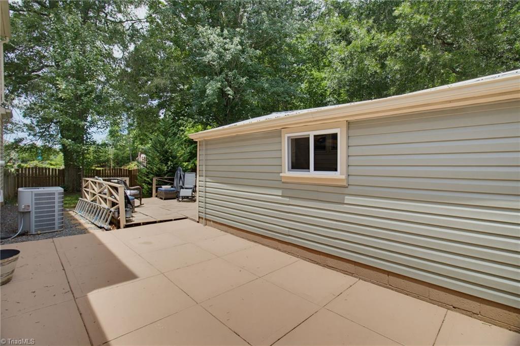2921 Bittersweet Road Northwest Winston-Salem, NC 27106 - Photo 23 of 37