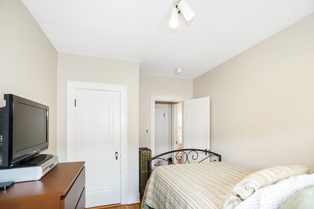 8 Lakeville Road, Unit 5 Boston, MA 02130 - Photo 15 of 18