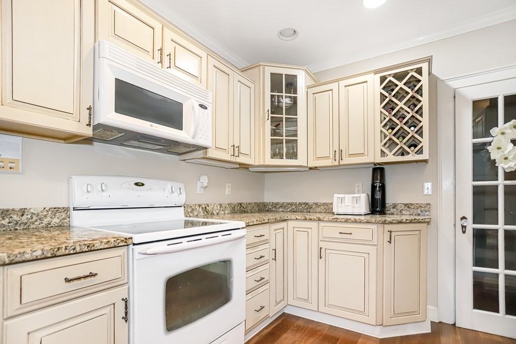 8 Lakeville Road, Unit 5 Boston, MA 02130 - Photo 7 of 18