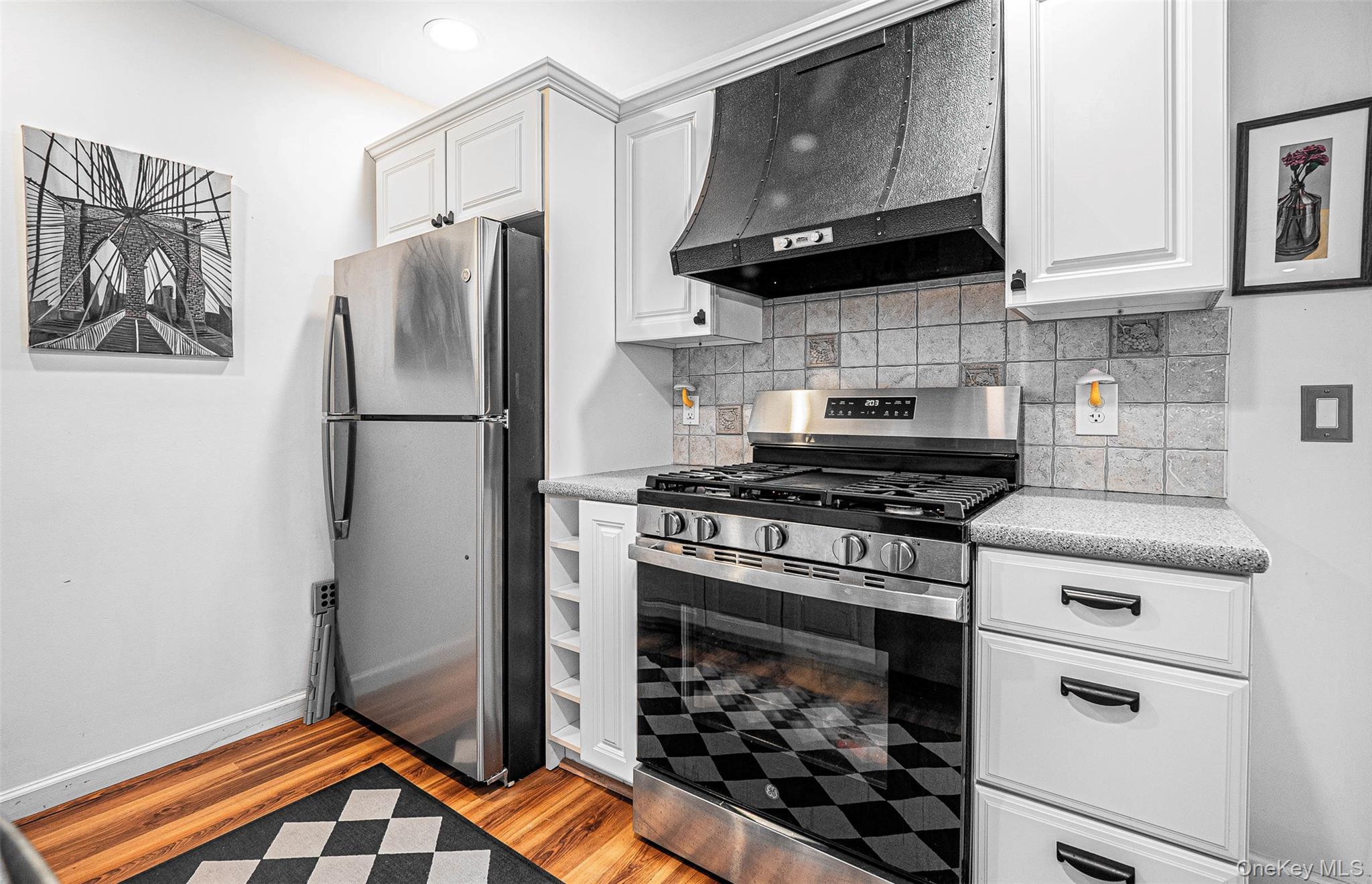 40 Weathervane Way Warwick, NY 10990 - Photo 9 of 29 a kitchen with appliances cabinets and a counter top space