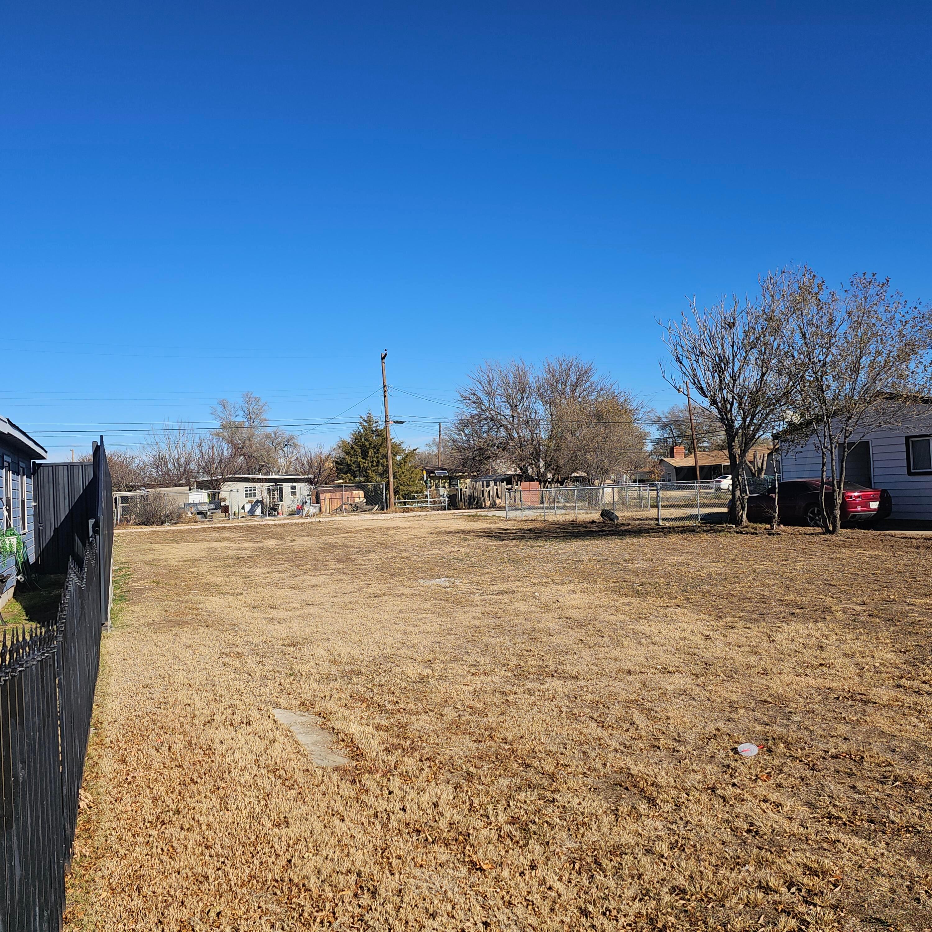 4209 Southeast 15th Avenue Amarillo, TX 79104 - Photo 3 of 3 a view of outdoor space with garden