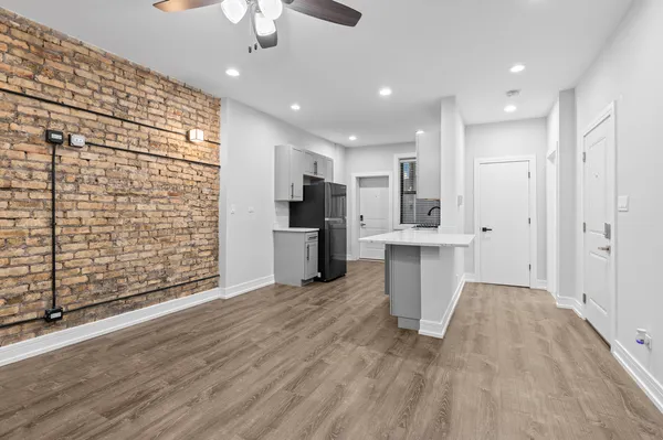 $1,523 | 6111 North Winthrop Avenue, Unit 3, Chicago, IL 60660