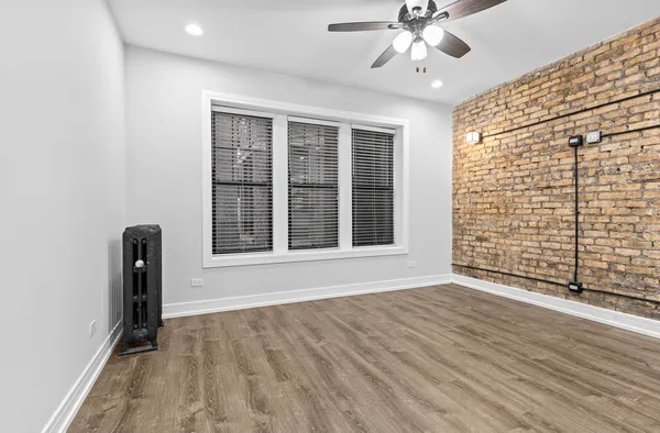 $1,523 | 6111 North Winthrop Avenue, Unit 3, Chicago, IL 60660