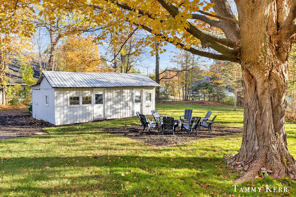 445 South Maple Street Saugatuck, MI 49453 - Photo 31 of 38 3X0A9603