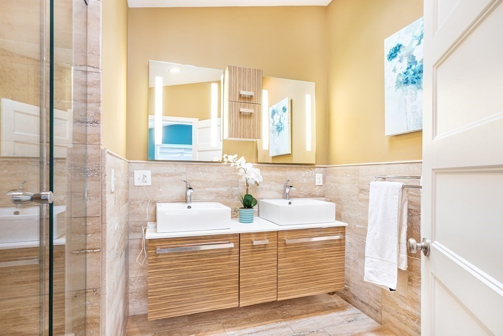 10 Meadowbrook Road Dover, MA 02030 - Photo 18 of 42 Gallery Image 18