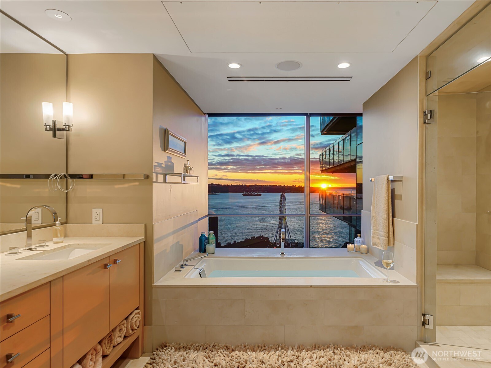 99 Union Street, Unit 1102 Seattle, WA 98101 - Photo 13 of 34
