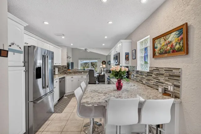 $689,000 | 10638 Northwest 7th Street, Pembroke Pines, FL 33026