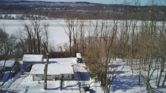 $624,900 | 1169 Highway 9J, Stuyvesant, NY 12173