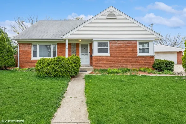 $489,999 | 114 North Lancaster Street, Mount Prospect, IL 60056