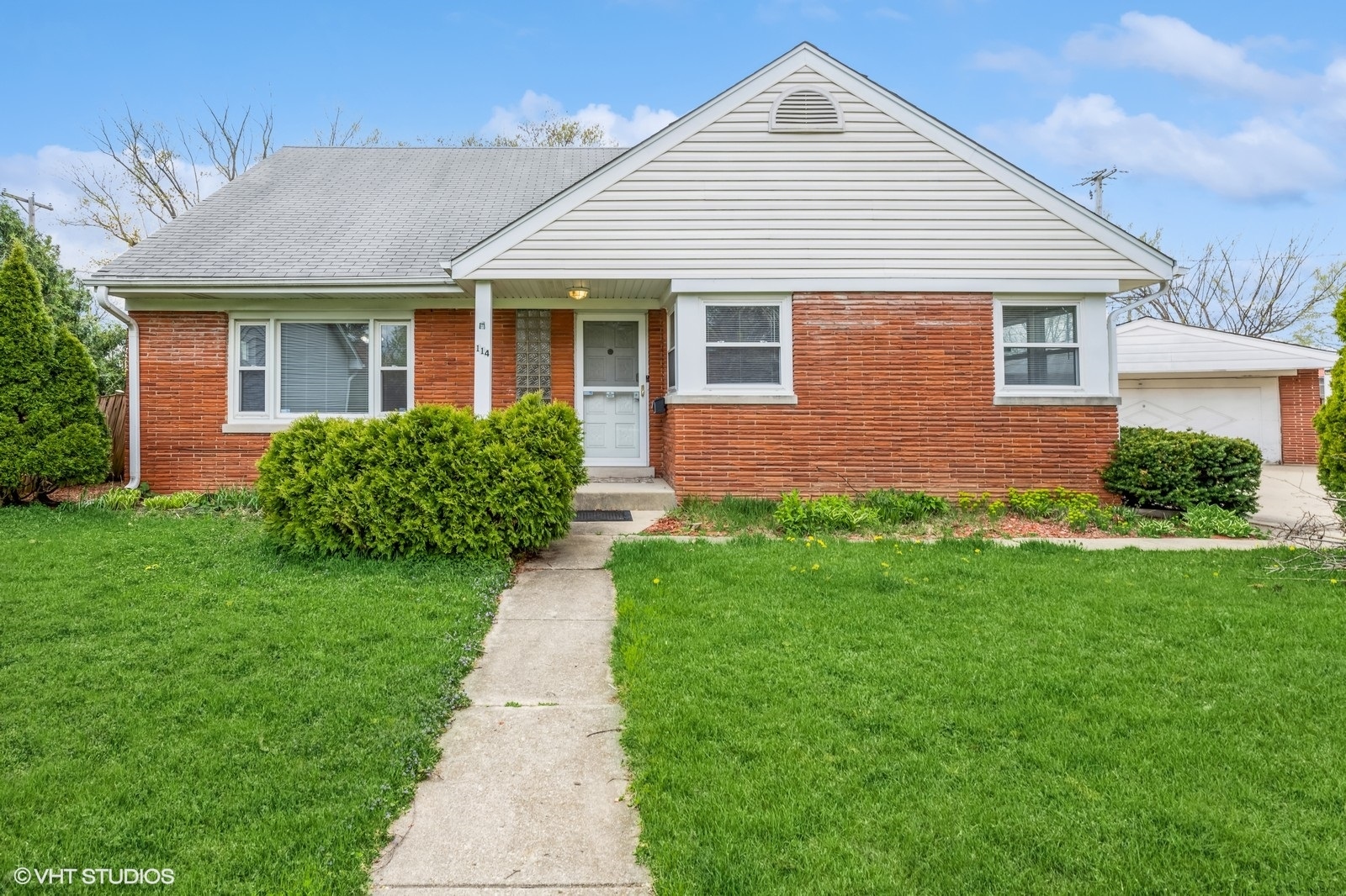 114 North Lancaster Street Mount Prospect, IL 60056 - Photo 1 of 1