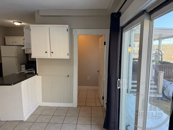 $2,100 | 137 Main Street, Unit REAR, Upton, MA 01568