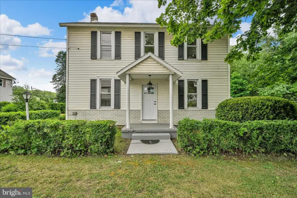 $299,000 | 38 Hughes Street, New Ringgold, PA 17960