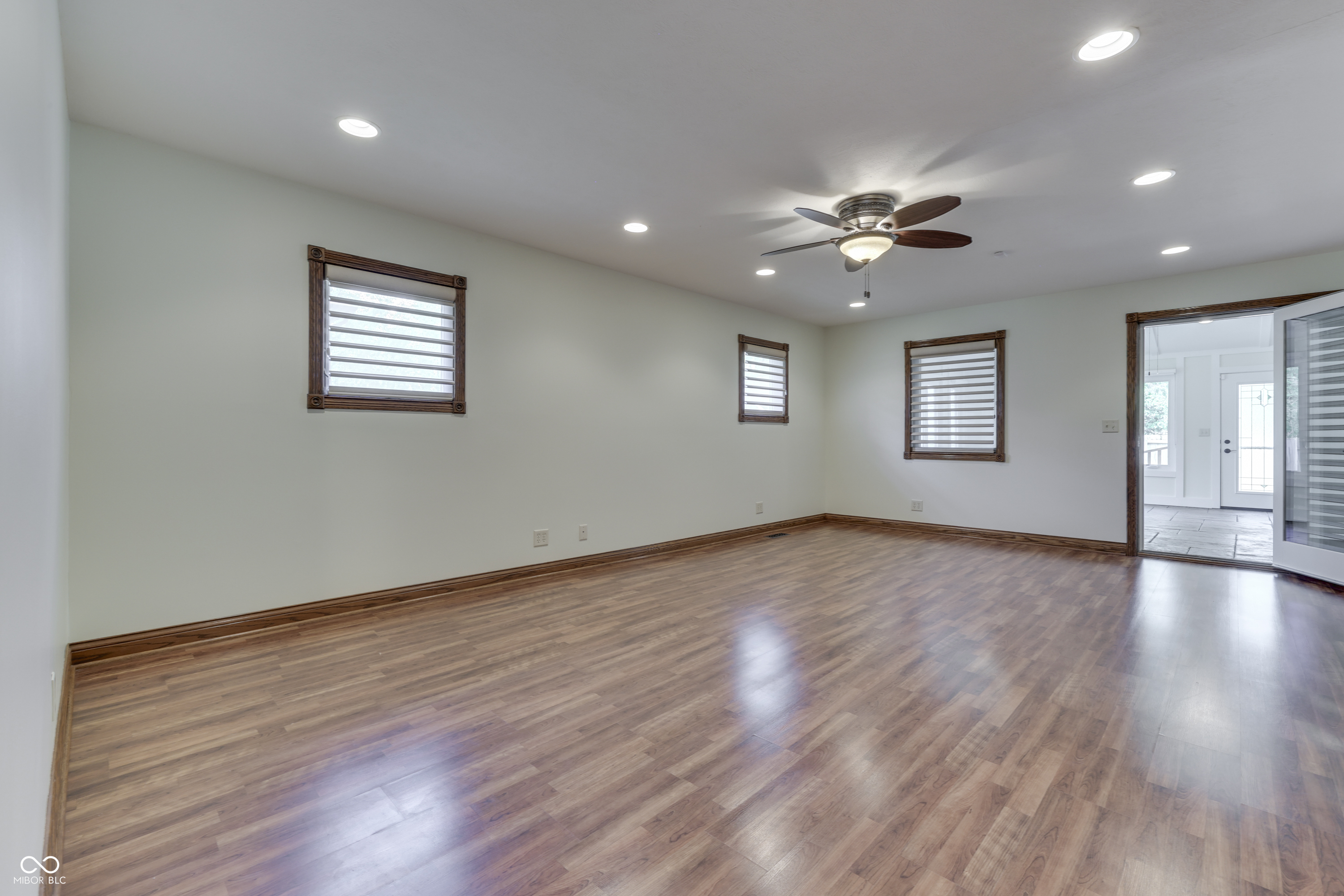 438 Griffin Road Indianapolis, IN 46227 - Photo 11 of 33