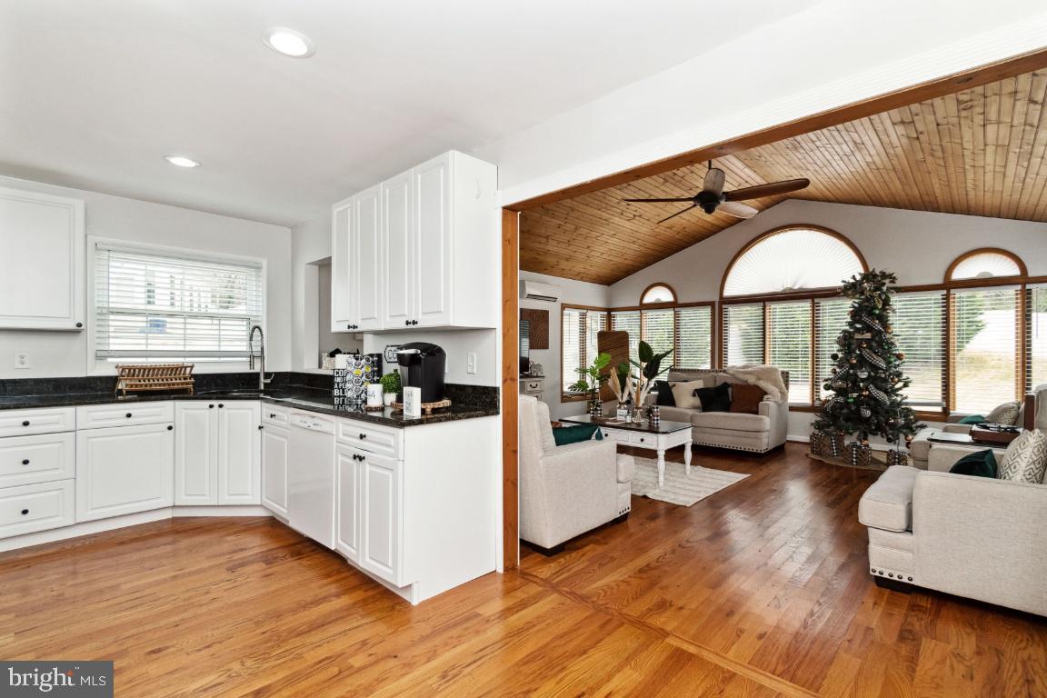 1106 Plover Drive Halethorpe, MD 21227 - Photo 32 of 43