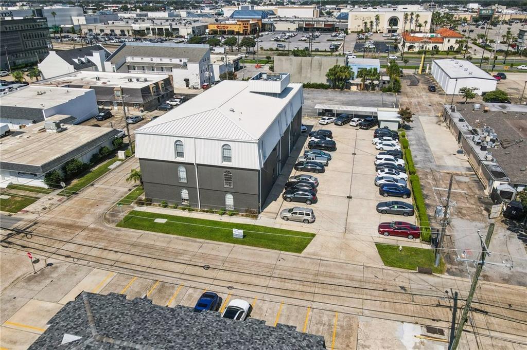 3100 Ridgelake Drive Metairie, LA 70002 - Photo 4 of 8