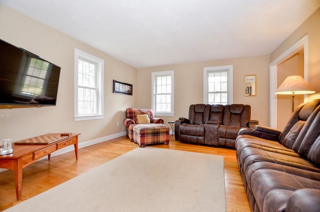 15 Boxberry Drive Rochester, MA 02770 - Photo 17 of 33