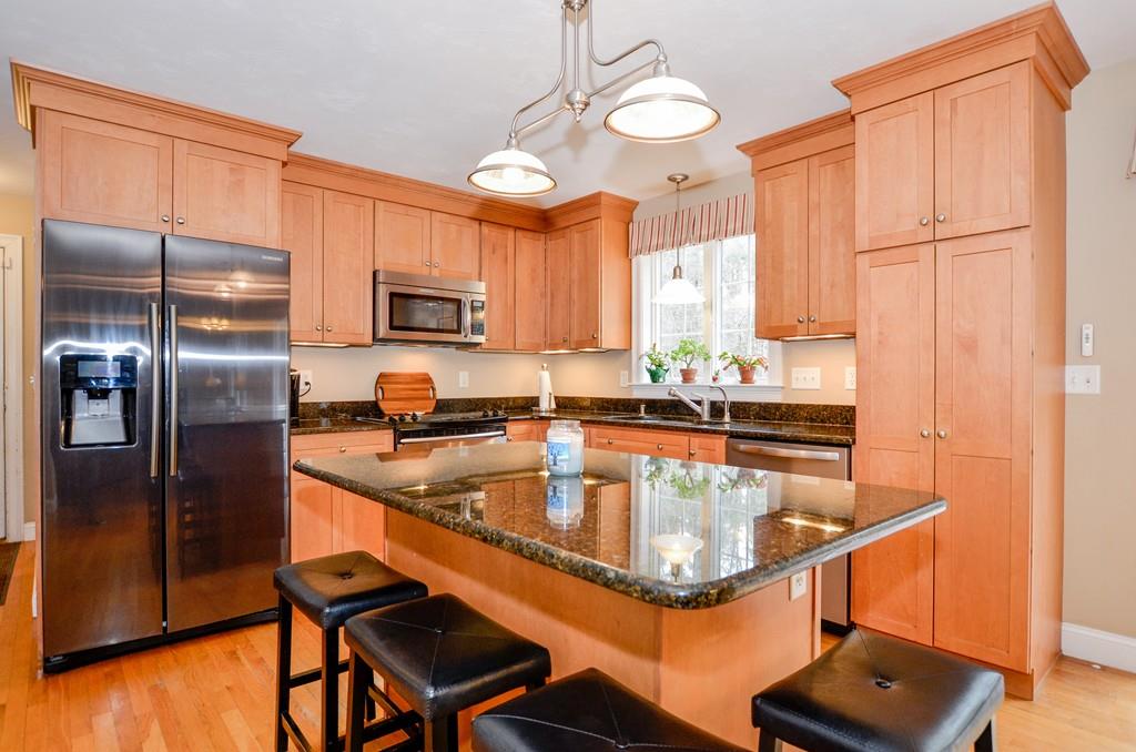 15 Boxberry Drive Rochester, MA 02770 - Photo 9 of 33