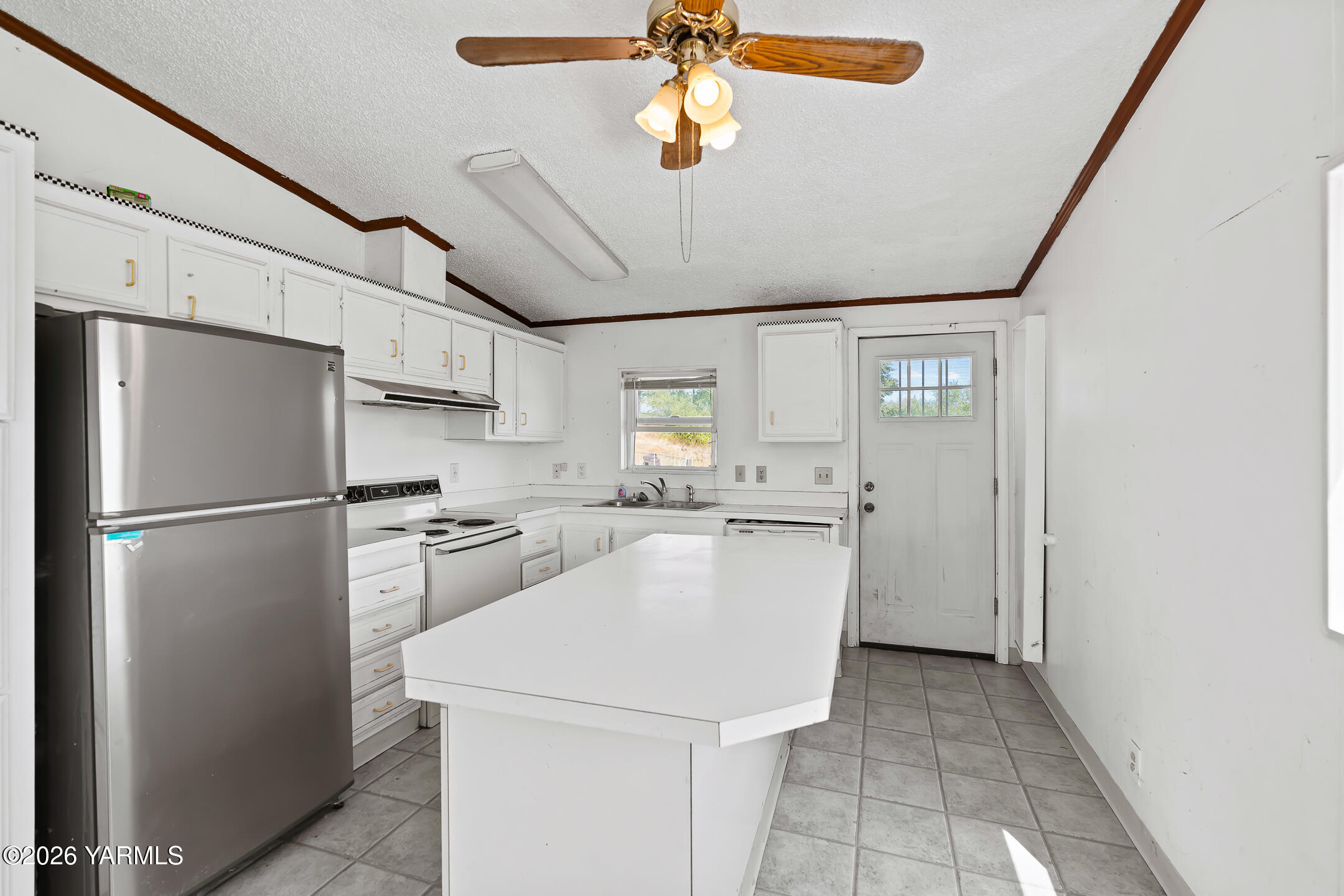 12604 Summitview Ext Road Yakima, WA 98908 - Photo 9 of 25 12604 Summitview Ext Rd-9