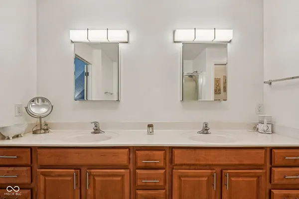 $290,000 | 1195 Ganton Drive, Avon, IN 46123