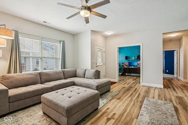 $290,000 | 1195 Ganton Drive, Avon, IN 46123