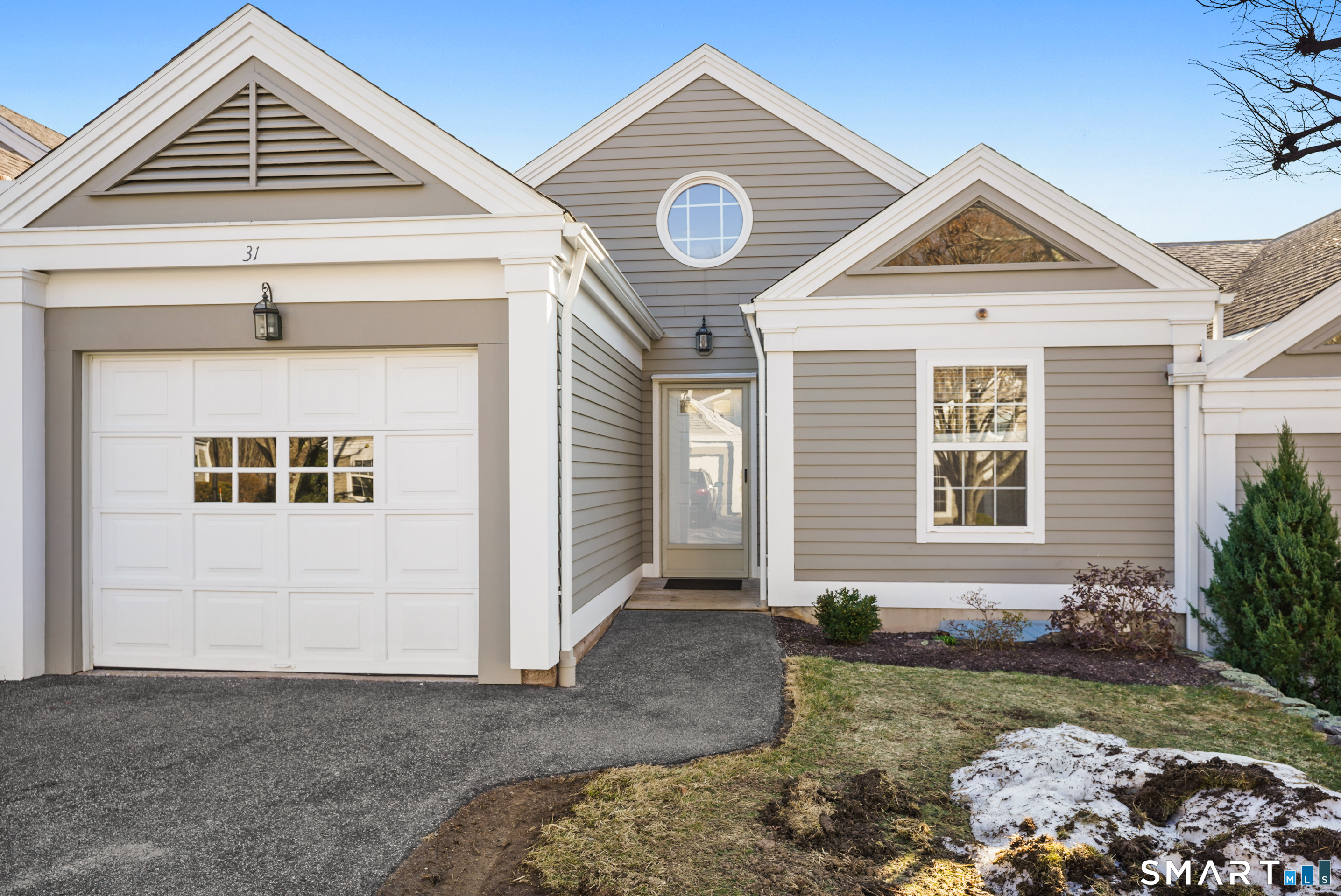 31 St George Place, Unit 31 Newtown, CT 06482 - Photo 1 of 1