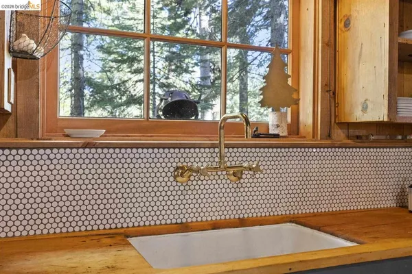 $675,000 | 73 Pinecrest Avenue, Pinecrest, CA 95364