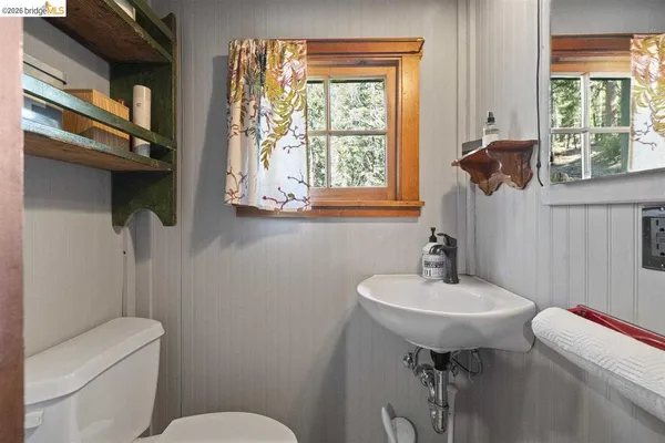 $675,000 | 73 Pinecrest Avenue, Pinecrest, CA 95364
