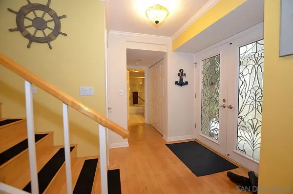 a view of an entryway