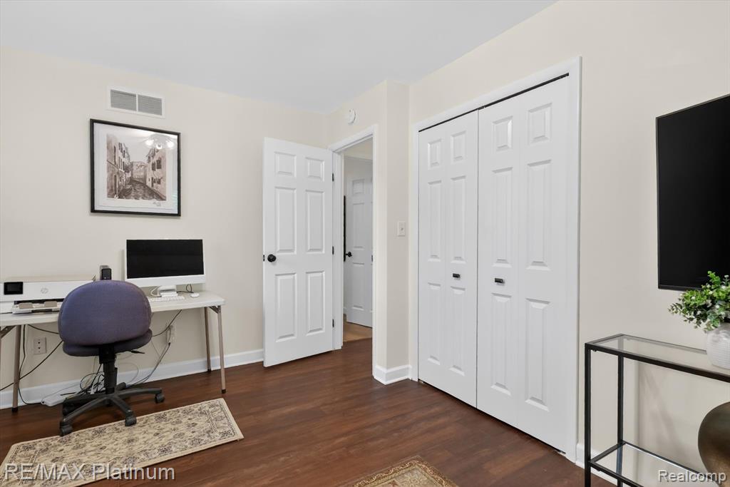 139 Edgemont Drive Howell, MI 48855 - Photo 43 of 62