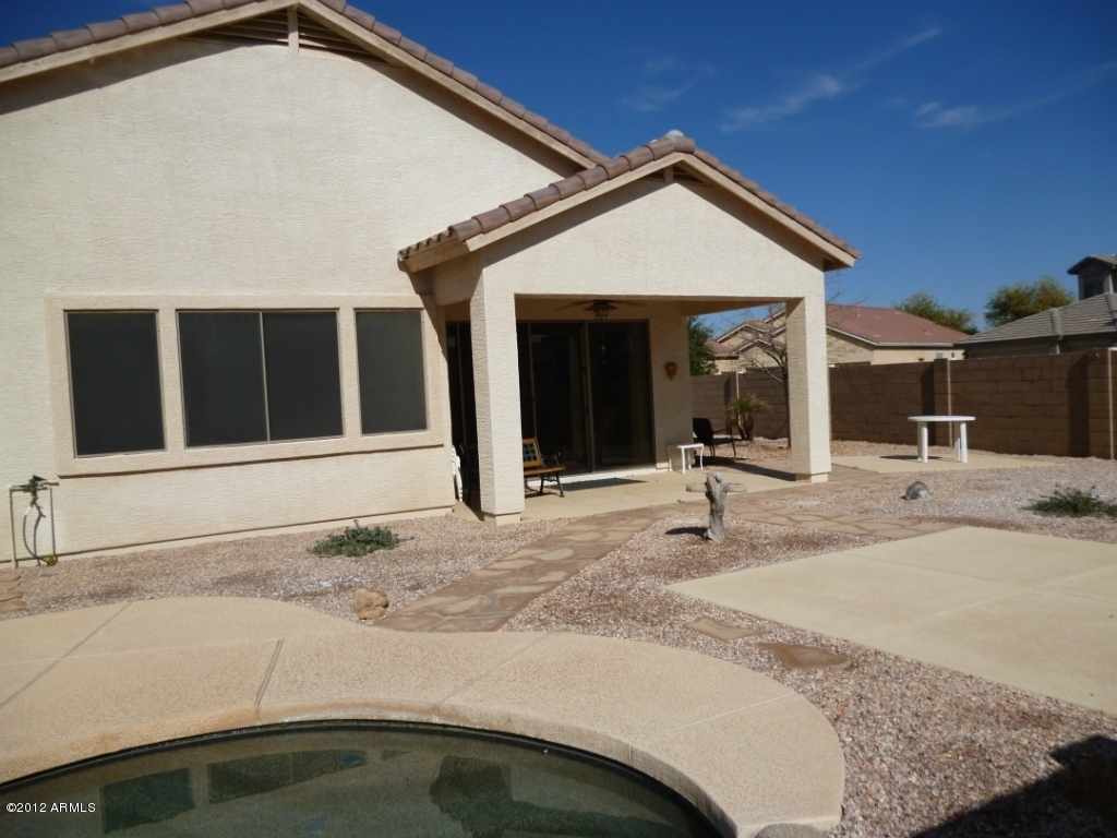43125 West Venture Road Maricopa, AZ 85138 - Photo 19 of 20 Backyard