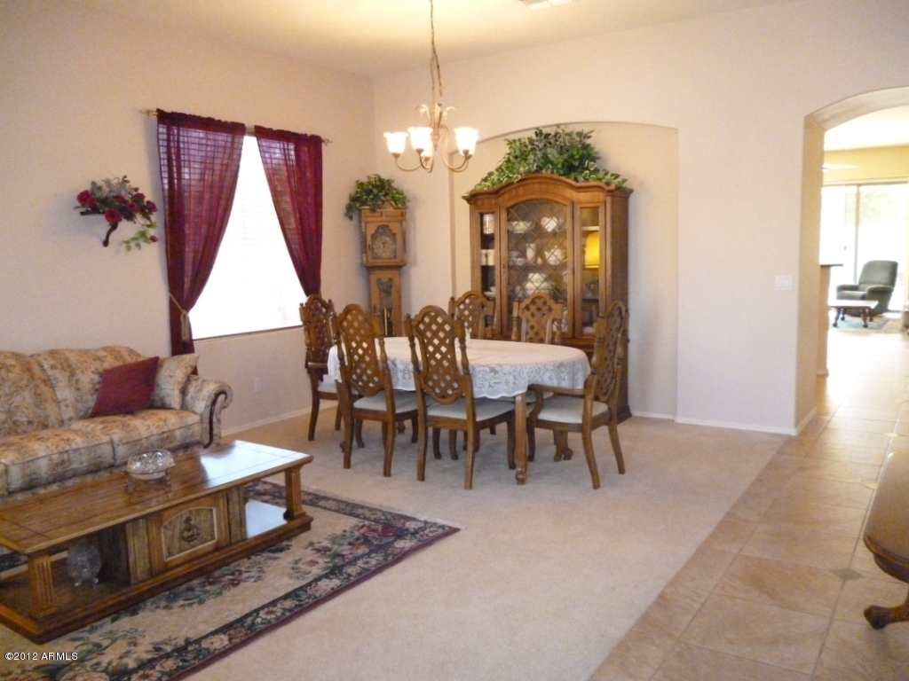 43125 West Venture Road Maricopa, AZ 85138 - Photo 8 of 20 Dining Room