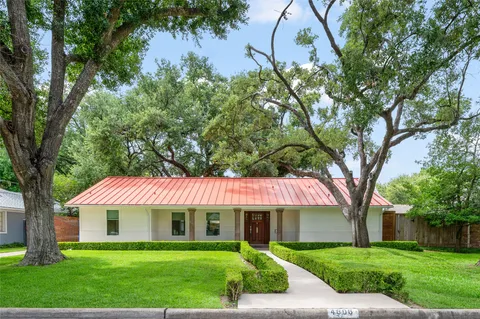 $1,290,000 | 4606 Staunton Street, Houston, TX 77027