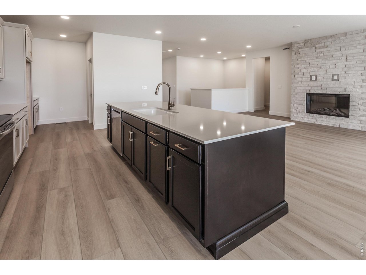 780 Chatter Road Windsor, CO 80550 - Photo 23 of 43 KITCHEN