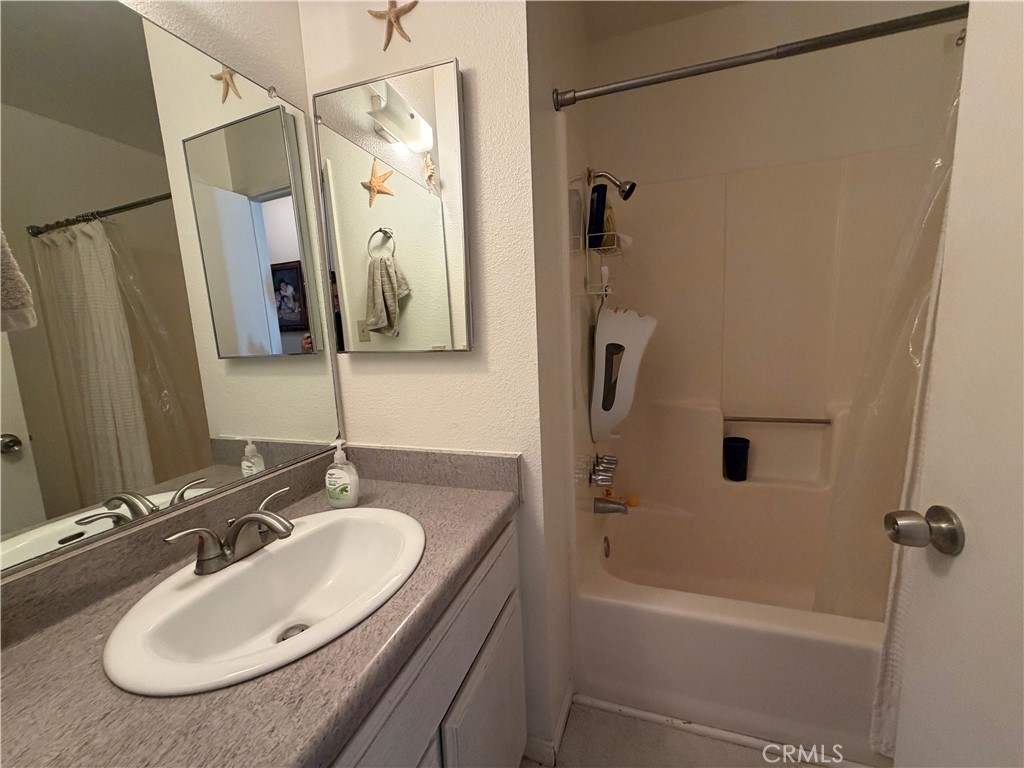 13129 Clement Edwards, CA 93523 - Photo 11 of 41 Gallery Image 11