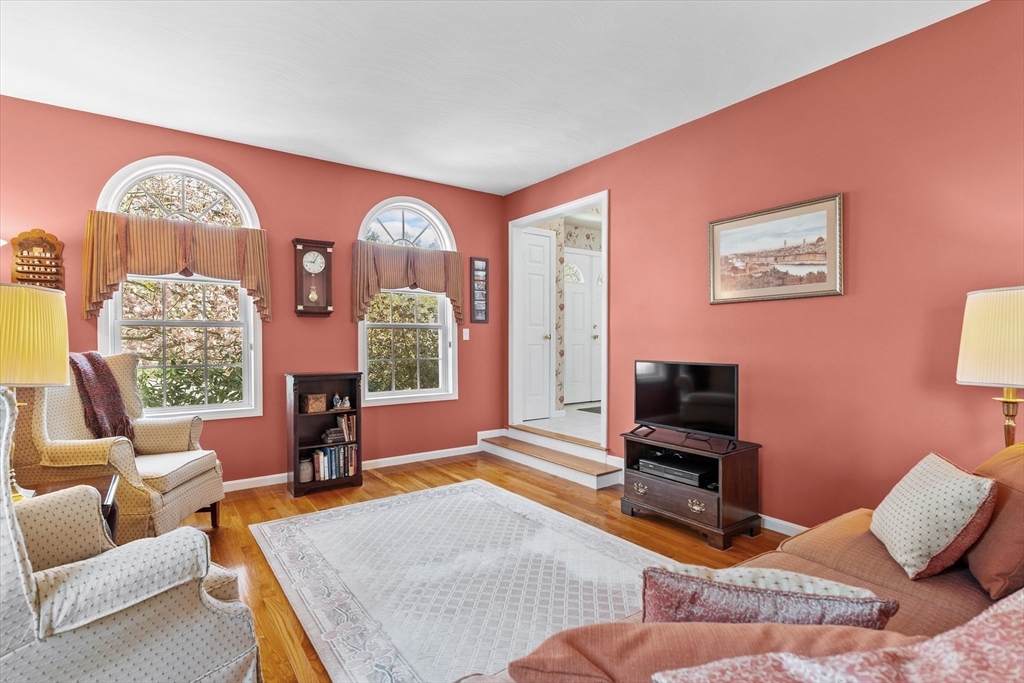19 Bartlett Road Methuen, MA 01844 - Photo 15 of 42 Gallery Image 15