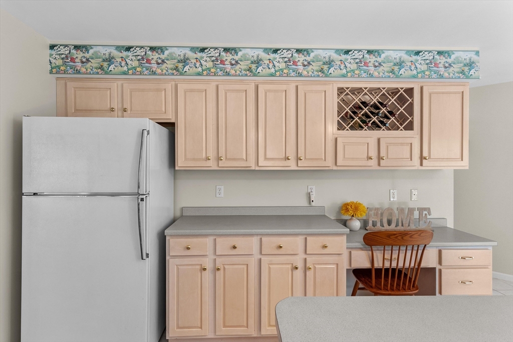 19 Bartlett Road Methuen, MA 01844 - Photo 5 of 42 Gallery Image 5