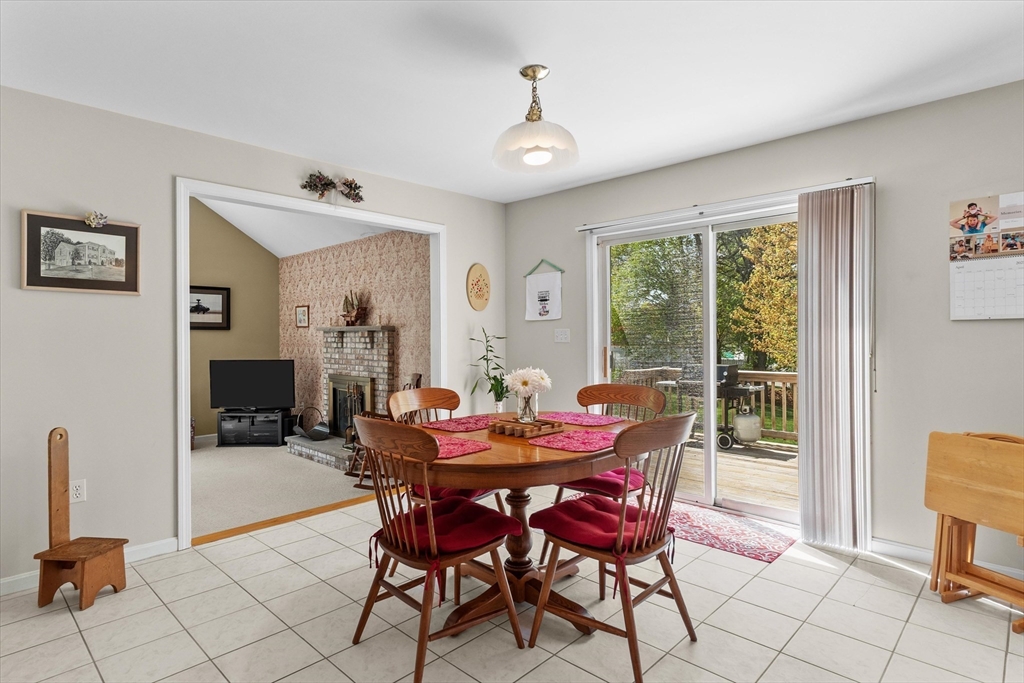 19 Bartlett Road Methuen, MA 01844 - Photo 6 of 42 Gallery Image 6